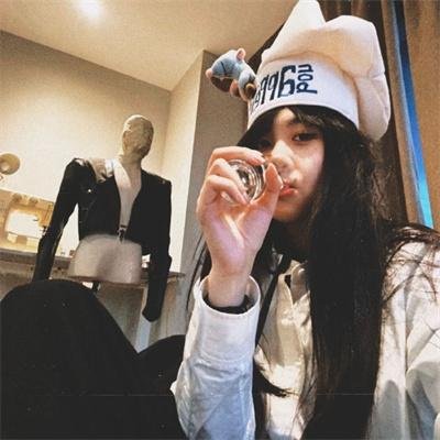 哈尔的移动城堡配图